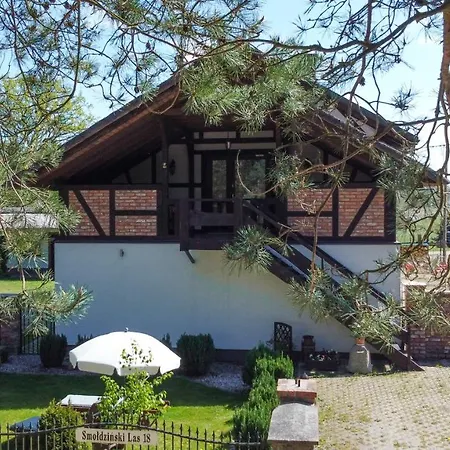 Nadmorska Strzecha Semesterbostad Smoldzinski Las