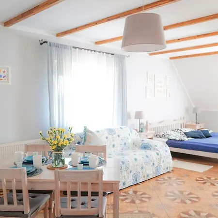 Nadmorska Strzecha Casa de Férias Smoldzinski Las