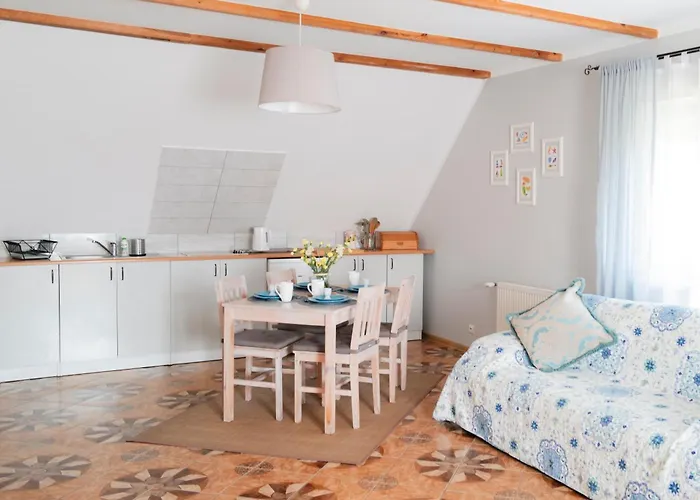 Nadmorska Strzecha Tatil Evi